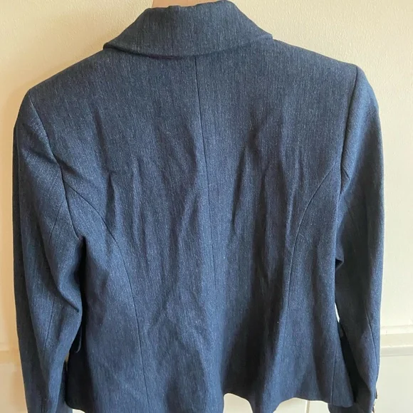 White House Black Market Cropped Navy Blazer Size 2 Double Breasted - Picture 2 of 3